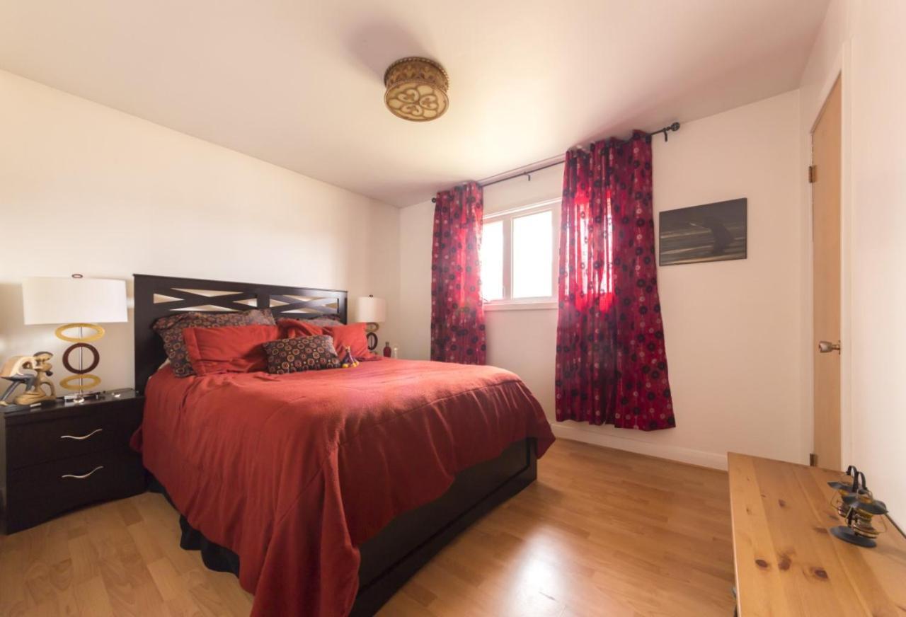 L'Octogone Hotel Coaticook Eksteriør billede